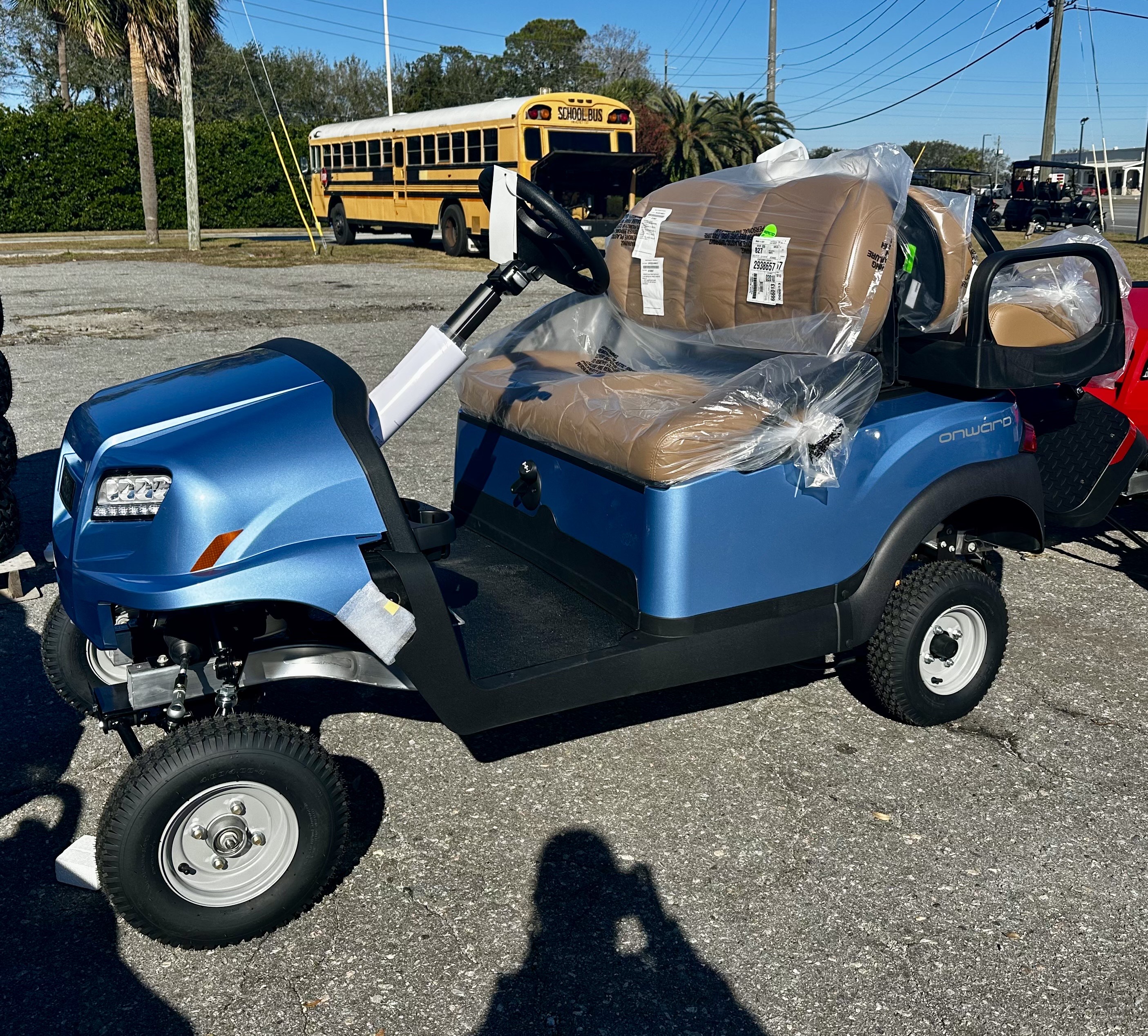 BLUE_CLUB_CAR